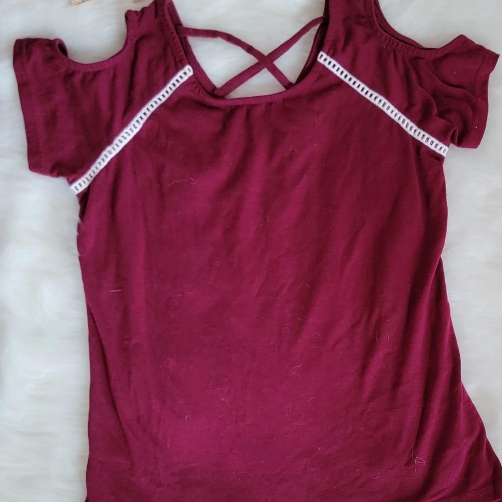 Lily Bleu cold shoulder shirt